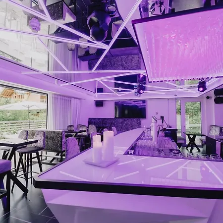 Szálloda The Place Boutique & Design *