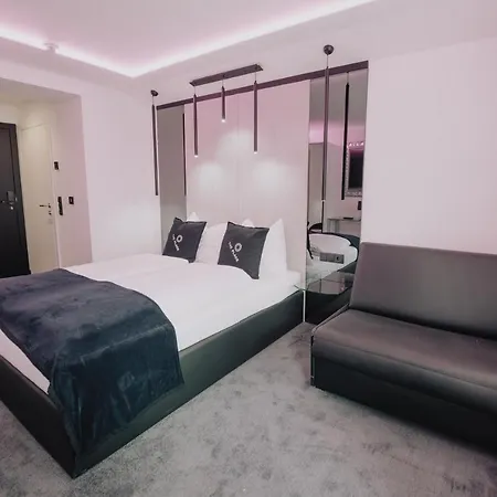 The Place Boutique & Design *