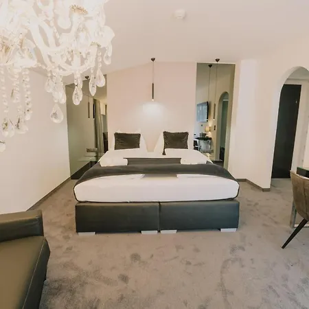 ホテル The Place Boutique & Design フラッハウ