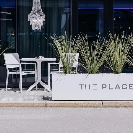 The Place Boutique & Design Szálloda Flachau
