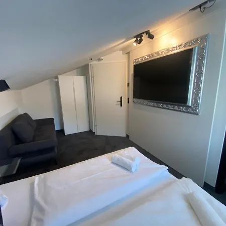 The Place Boutique & Design *