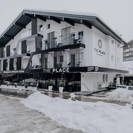 מלון The Place Boutique & Design פלאכאו