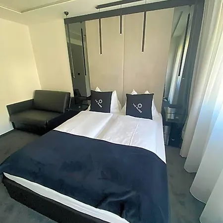 Hotel The Place Boutique & Design