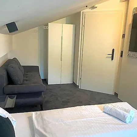 Hotel The Place Boutique & Design