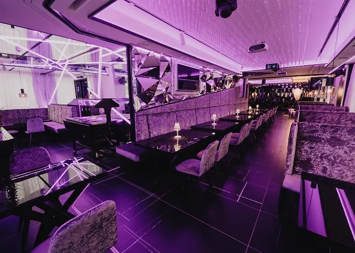 Hotel The Place Boutique&design *