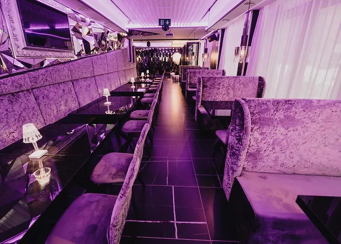 The Place Boutique&design *