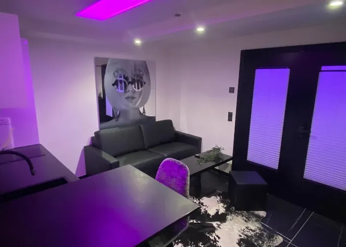 The Place Boutique & Design *